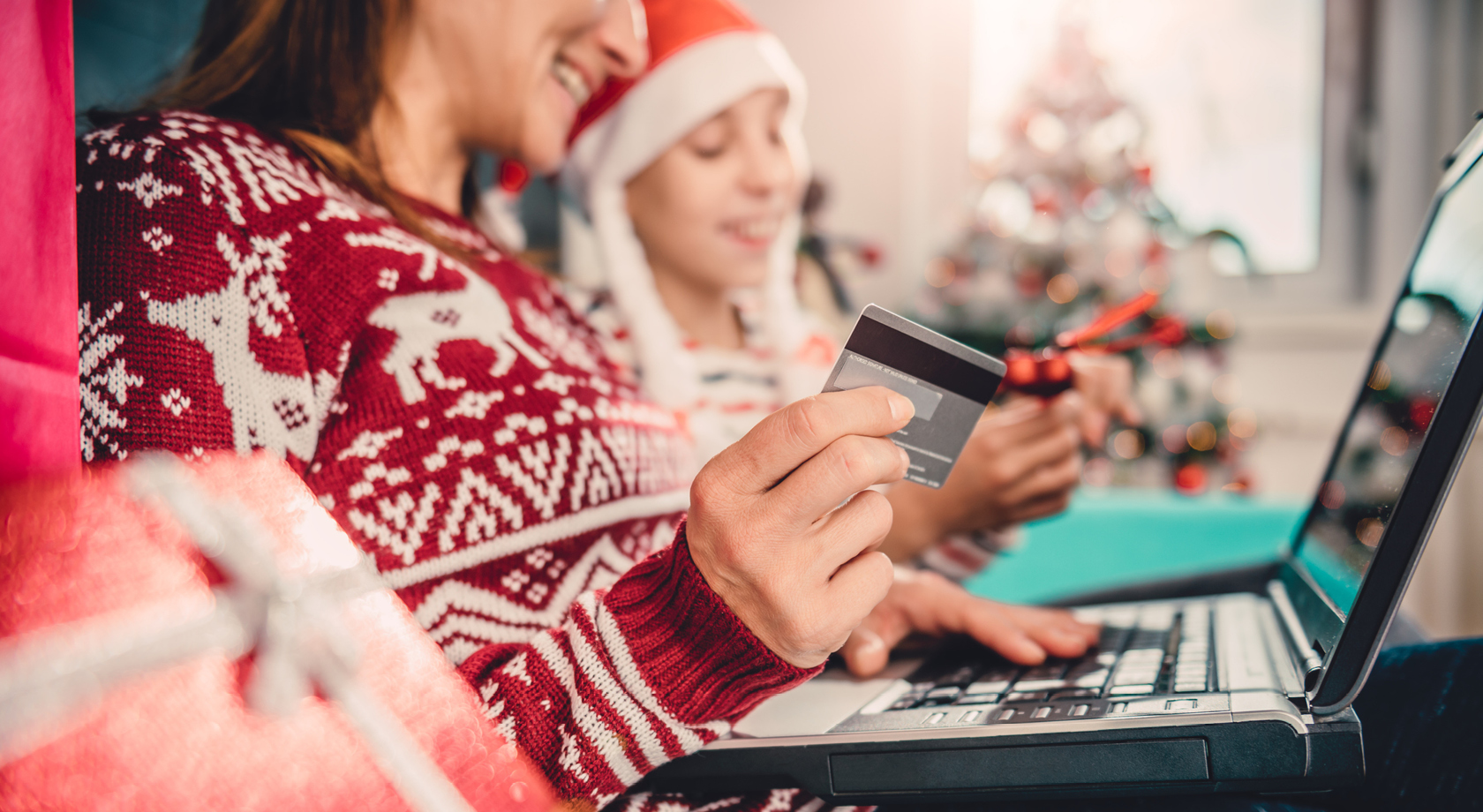 Holiday Spending Made Simple
With our Visa Credit Card, managing your holiday budget is easier than ever.
Rates starting at just 8.49% APR*
NO annual or balance transfer fees
Apple, Samsung, & Google Pay

*Apply Today